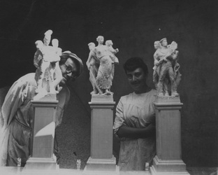Józef Gosławski - grupy wolnostojące dla placu Marszałkowskiej Dzielnicy Mieszkaniowej w Warszawie, 1951